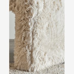 Bobbie Taburet, Natur, Polyester