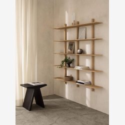 MUUBS Angle Taburet � Sort Bejdset/Olie